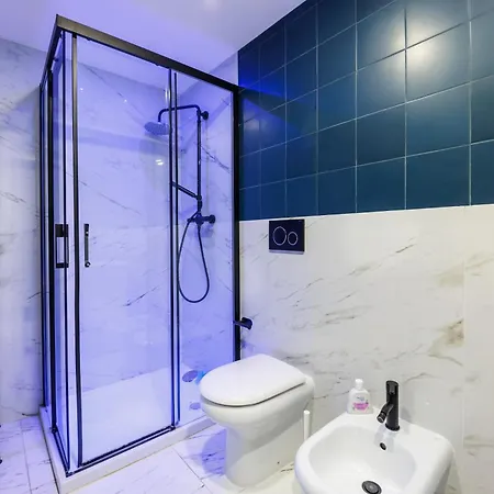 Apartment Man House Naples